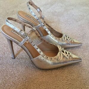 Steve Madden Vivant Silver Metallic Leverage Heel